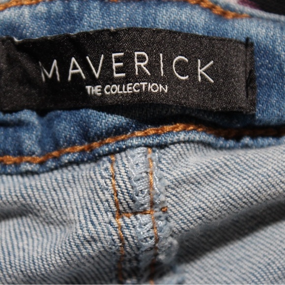 Maverick The Collection Women’s Jeans Size 5/27 Ripped Trendy - Picture 4 of 4